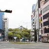 Cảnh vắng vẻ do dịch COVID-19 trên một đường phố ở Kumamoto, tây nam Nhật Bản ngày 17/4/2020. (Ảnh: Kyodo/TTXVN)