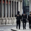Cảnh sát Anh tuần tra trên các đường phố London ngày 16/4 trong đại dịch COVID-19. (Nguồn: AFP)
