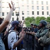 Cảnh sát Mỹ được triển khai gần Nhà Trắng ở Washington DC., ngày 3/6/2020 nhằm ngăn người quá khích trong cuộc biểu tình phản đối phân biệt chủng tộc. (Ảnh: AFP/TTXVN)