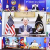 Ông Robert C. O’Brien, Cố vấn an ninh quốc gia, Đặc phái viên Tổng thống Hoa Kỳ cùng lãnh đạo các nước ASEAN tham dự hội nghị trực tuyến ASEAN-Hoa Kỳ. (Ảnh: Thống Nhất/TTXVN)