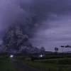 Núi lửa Semeru ở Đông Java, Indonesia phun trào dung nham ngày 1/12. (Ảnh: AFP/TTXVN)