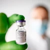 Vắcxin phòng COVID-19 do công ty Pfizer (Mỹ) và BioNTech (Đức) bào chế. (Ảnh: THX/TTXVN)