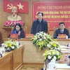Phó Thủ tướng Trịnh Đình Dũng phát biểu tại buổi làm việc với lãnh đạo huyện Tam Đảo. (Ảnh: Nguyễn Trọng Lịch/TTXVN)