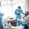 Bệnh nhân COVID-19 được điều trị tại bệnh viện ở Copenhagen, Đan Mạch, ngày 7/5/2020. (Ảnh: AFP/TTXVN)