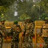 Cảnh sát Ấn Độ gác gần Đại sứ quán Israel ở New Delhi, ngày 13/2/2012. (Ảnh: AP)