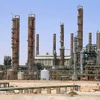Một cơ sở khai thác dầu tại thị trấn Ras Lanuf, Libya, ngày 3/6/2020. (Ảnh: AFP/TTXVN)