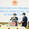 Các đại biểu bỏ phiếu bầu các chức danh chủ chốt HĐND và UBND tỉnh Điện Biên. (Ảnh: Xuân Tư/TTXVN)