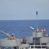 Các đơn vị của Bộ Tư lệnh Vùng 2 Hải quân huấn luyện trên biển. (Ảnh: TTXVN)