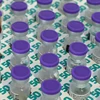 Vaccine ngừa COVID-19 của Pfizer/ BioNTech. (Ảnh: AFP/TTXVN)
