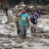 Một con đường đầy bùn sau trận lũ quét ở Tovar, bang Merida, Venezuela ngày 25/8. (Nguồn: Reuters)