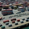 Các container hàng hóa ở cảng Los Angeles của Mỹ. (Nguồn: Reuters)