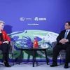Thủ tướng Phạm Minh Chính gặp Chủ tịch Uỷ ban Châu Âu Ursula von der Leyen. (Ảnh: Dương Giang/TTXVN)
