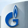Biểu tượng Gazprom tại một trạm xăng của tập đoàn này ở Moskva, Nga. (Ảnh: AFP/TTXVN)