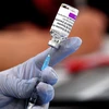 Vaccine ngừa COVID-19 của hãng dược phẩm AstraZeneca. (Ảnh: AFP/TTXVN)