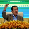 Thủ tướng Campuchia Samdech Techo Hun Sen phát biểu tại cuộc họp báo ở Phnom Penh, Campuchia. (Ảnh: AFP/TTXVN)