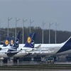Máy bay của hãng hàng không Lufthansa tại sân bay ở Munich, Đức. (Ảnh: AFP/TTXVN)