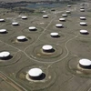 Cơ sở trữ dầu thô tại giếng dầu ở Cushing, bang Oklahoma, Mỹ. (Ảnh: Reuters/TTXVN)