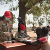 Các nữ bác sỹ Bệnh viện Dã chiến cấp 2 số 1 lên đường sang nhận nhiệm vụ tại Nam Sudan, tham gia hoạt động gìn giữ hòa bình của Liên hợp quốc ngày 15/10/2018. (Ảnh: Xuân Khu/TTXVN) 