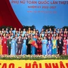 Ban Chấp hành Trung ương Hội Liên hiệp Phụ nữ Việt Nam khóa XIII ra mắt Đại hội. (Ảnh: Lâm Khánh/TTXVN)