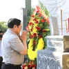Thủ tướng dâng hương tưởng niệm các Anh hùng liệt sỹ tại Quảng Nam