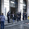 Cảnh sát Pháp làm nhiệm vụ tại Paris. (Ảnh: AFP/TTXVN)
