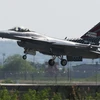 Một máy bay chiến đấu F-16 của Không quân Mỹ cất cánh tại Căn cứ Không quân Osan ở Pyeongtaek, cách Seoul 70km về phía nam Seoul ngày 9/5/2022 trong cuộc tập trận không quân thường kỳ kéo dài hai tuần. (Nguồn: Yonhap)
