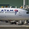 Máy bay của hãng hàng không LATAM tại sân bay quốc tế Santiago, Chile. (Ảnh: AFP/TTXVN)