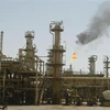 Một nhà máy lọc dầu ở Shuaiba, gần thành phố cảng Basra, Iraq. (Ảnh: AFP/TTXVN)