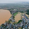 Mực nước sông dâng cao do mưa lớn tại Khu tự trị Choang Quảng Tây, Trung Quốc, ngày 4/6/2022. (Ảnh: THX/TTXVN)
