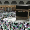 Các tín đồ Hồi giáo hành hương đến Thánh địa Mecca, Saudi Arabia, ngày 22/7/2021. (Ảnh: AFP/TTXVN)
