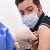 EU đã phê duyệt loại vaccine mới "lưỡng trị" COVID-19. (Ảnh: AFP/TTXVN)