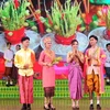 Trình diễn trang phục dân tộc truyền thống dân tộc Khmer. (Ảnh: Nhật Bình/TTXVN)