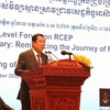 Thủ tướng Campuchia Samdech Techo Hun Sen phát biểu tại lễ khai mạc Diễn đàn cấp cao kỷ niệm 10 năm Hiệp định Đối tác kinh tế toàn diện khu vực- RCEP. (Ảnh: Vũ Hùng/TTXVN)