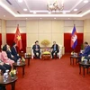 Chủ tịch Quốc hội Vương Đình Huệ tiếp Đại tướng Hun Manet, Phó Tổng Tư lệnh quân đội Hoàng gia, Phó Tư lệnh lục quân Campuchia. (Ảnh: Doãn Tấn/TTXVN)