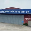 Trung tâm đăng kiểm xe cơ giới 37-09D tại khối 9, phường Quán Bàu, thành phố Vinh, Nghệ An. (Nguồn: Báo Tiền phong)