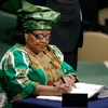 Bộ trưởng Bộ Môi trường Nam Phi Bomo Edna Molewa ký Thỏa thuận Paris vào tháng 4/2016. (Nguồn: Reuters)