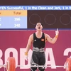 Niềm vui của vận động viên Nguyễn Quốc Toàn sau khi giành huy chương Vàng môn Cử tạ hạng 89kg nam, phá kỷ lục SEA Games. (Ảnh: Minh Quyết/TTXVN)