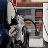 Người mua xe điện GM được sử dụng hệ thống sạc pin Tesla. (Nguồn: Getty Images)