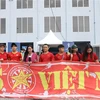 Nhiều cổ động viên tới sân Rayong để cổ vũ Đội tuyển U23 Việt Nam. (Ảnh: Huy Tiến/TTXVN)