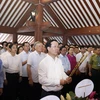 Chủ tịch nước dâng hương tưởng niệm 54 năm Ngày mất của Bác Hồ