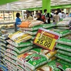 Gạo được bày bán tại một siêu thị ở Penang, Malaysia. Ảnh: AFP/TTXVN 