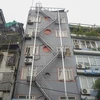 Hà Nội: Chung cư mini, nhà cao tầng lắp thang thoát hiểm ngoài trời