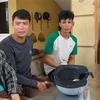 Hà Tĩnh: Kịp thời cứu hai ngư dân bị chìm bè trên biển Cửa Hội