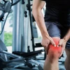 Đừng xem nhẹ triệu chứng đau nhức cơ sau khi tập luyện thể thao. (Ảnh: iStock)