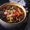 Món súp rong biển miyeok-guk truyền thống của Hàn Quốc. (Ảnh: Getty Images)