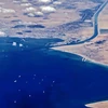 Kênh đào Suez nối Địa Trung Hải với Biển Đỏ và là tuyến vận tải ngắn nhất giữa châu Âu với châu Á. (Ảnh: AFP/TTXVN)
