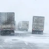 Xa lộ Liên tiểu bang 80 đi về hướng Đông đã bị đóng cửa tại York, bang Nebraska trong suốt ngày 25/12 do tuyết rơi dày. (Ảnh: CNN)