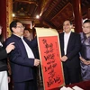 Hai Thủ tướng tham quan không gian văn hóa, lịch sử Hồ Hoàn Kiếm 