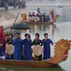 Biểu diễn Dân ca Quan họ trên thuyền của các liền anh, liền chị tại Hội Lim, huyện Tiên Du, tỉnh Bắc Ninh. (Ảnh: Thanh Thương/TTXVN)