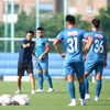 HLV Hoàng Anh Tuấn và các học trò sẽ có 2 ngày tập luyện tại Hà Nội trước khi di chuyển sang Qatar tập huấn và thi đấu giao hữu trước thềm VCK U23 châu Á 2024. (Nguồn: VFF)